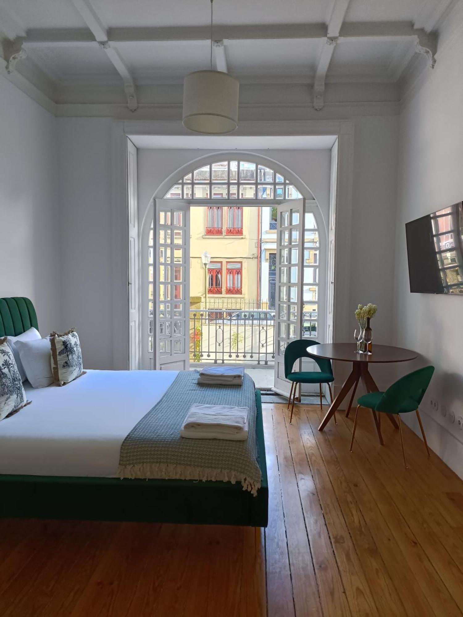 Appart hôtel Casa D'almeida By Stories