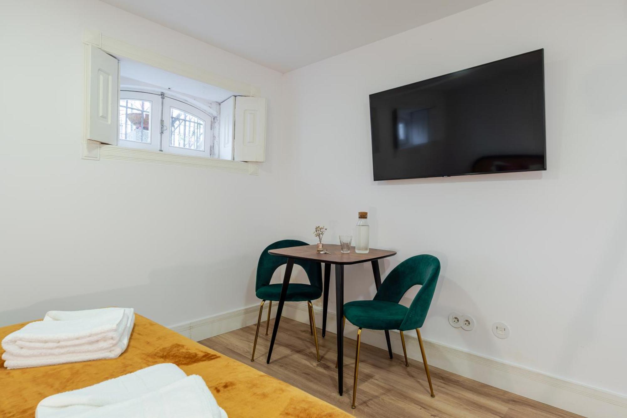 Casa D'almeida By Stories Porto